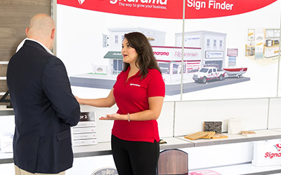 Blog Own a Signarama Franchise: Your Path to B2B Success
